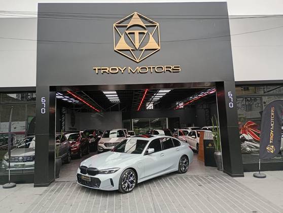 BMW 330e 2.0 16V TURBO HÍBRIDO M SPORT AUTOMÁTICO